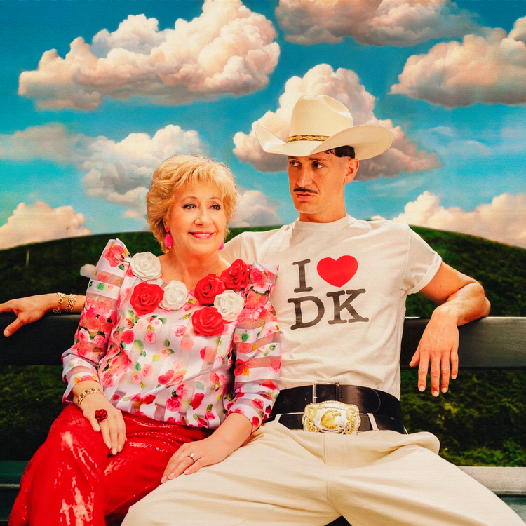 Et umage par har set dagens lys i dansk musik. For Tobias Rahim har budt Birthe Kjær op til dans på sin nye single 'Den danske sommer'. Foto: Pr-foto