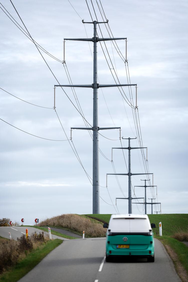 Der er store forsinkelser i den planlagte udbygning af elnettet, og det bliver kritiseret af Rigsrevisionen.  Foto: Jens Dresling