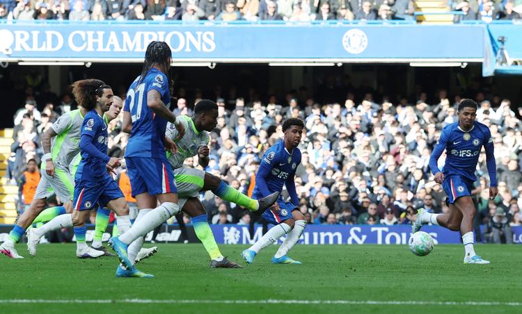 Marc Guehi scorede sit første mål for Manchester City, da han gjorde det til 2-0 mod Chelsea. Foto: Paul Childs/Ritzau Scanpix