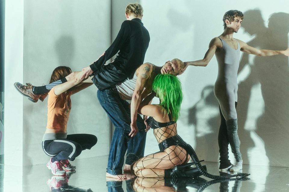 Ibyen tipper: Så er der samling for alle københavnere med flossede kasketter og forældrekøbte lejligheder