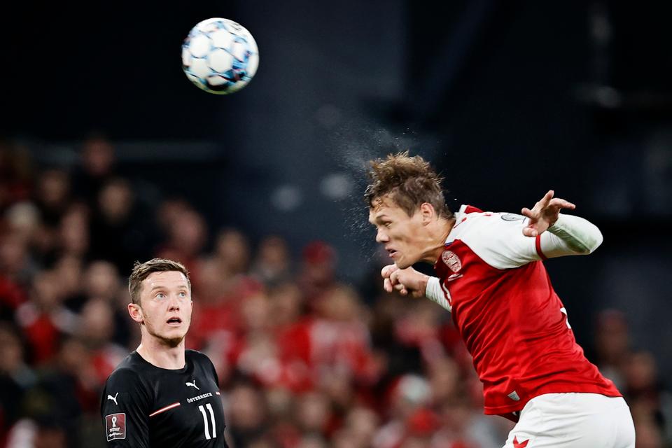 »Altså, det er ikke en velgørenhedsbeslutning«: Jannik Vestergaard trækker det rød/hvide stik