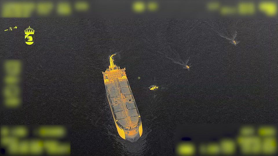 Eksperter: Frygten for Ruslands hævn mod Mærsk lammer Danmarks kamp mod Putins skyggeflåde