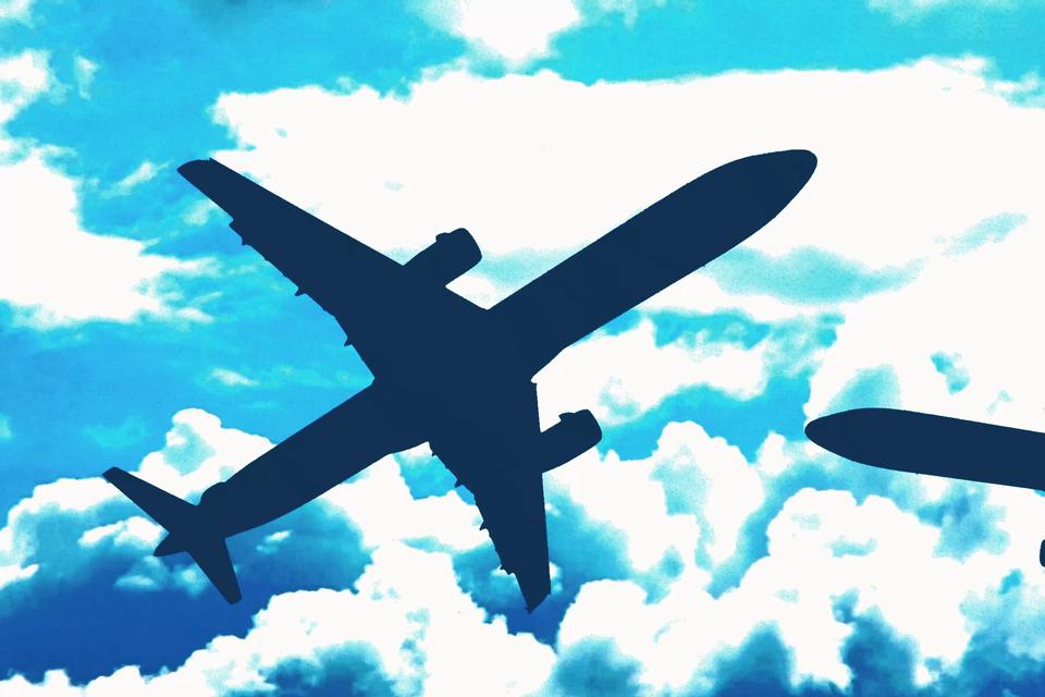 Tre eksperter svarer: Skal vi være nervøse for, om der er flybrændstof nok til sommerferien?