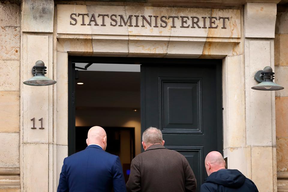 Løkke har flere scenarier, men han kan ikke bringe dem i spil endnu