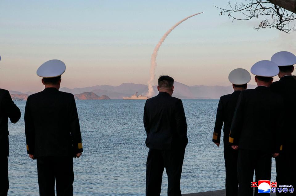 Nordkorea sender igen prøvemissiler over Det Japanske Hav