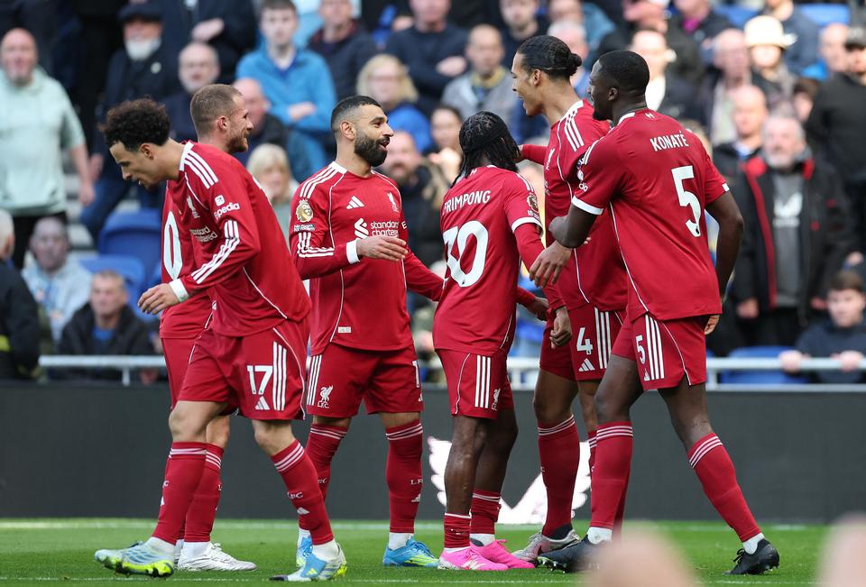 Liverpool vinder dramatisk Merseyside-derby i overtiden