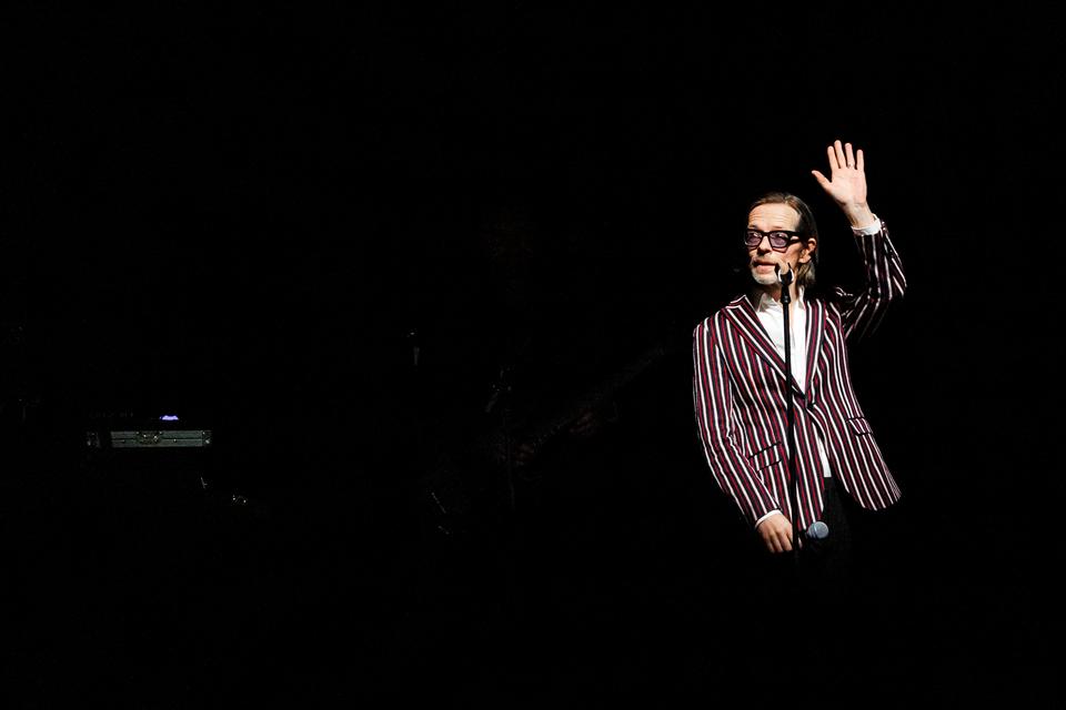 Det er en kunst at kunne skrive så god en kærlighedssang om sour cream and onion-chips