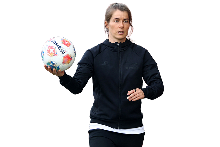 Talrige spillere og ledere, der har arbejdet med Marie-Louise Eta, siger, at hendes fodboldfaglighed er skyhøj. Foto: Lisi Niesner/Ritzau Scanpix