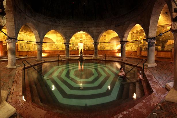 Det store Széchenyi-spa i byparken er det mest kendte, men prøv Rudas-spa i stedet, anbefaler Morten Boleman Jensen. Foto: Budapest Spas
