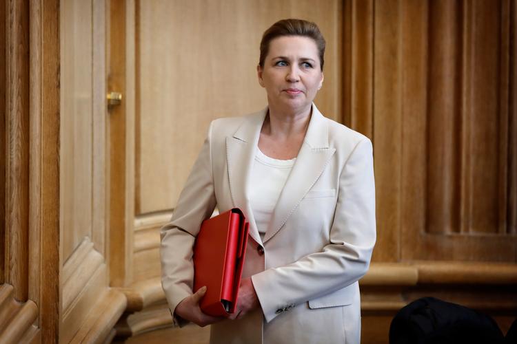 Siden Mette Frederiksen (S) udskrev valg 26. februar har ministrene været fungerende med store begrænsninger på, hvad de må foretage sig.   Foto: Jens Dresling