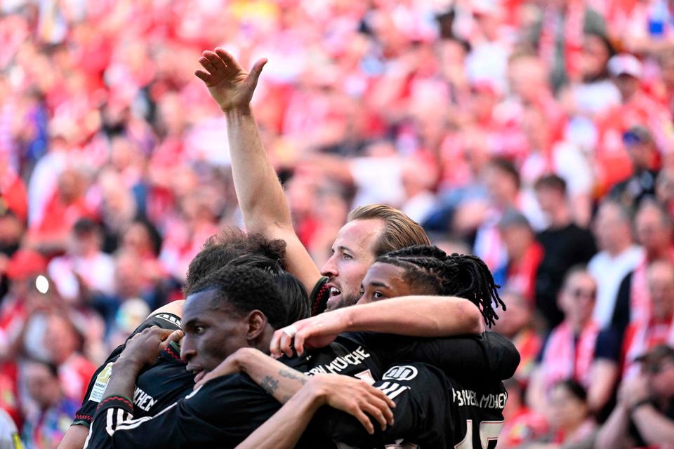 Bayerns stjerner leverer fantastisk comeback