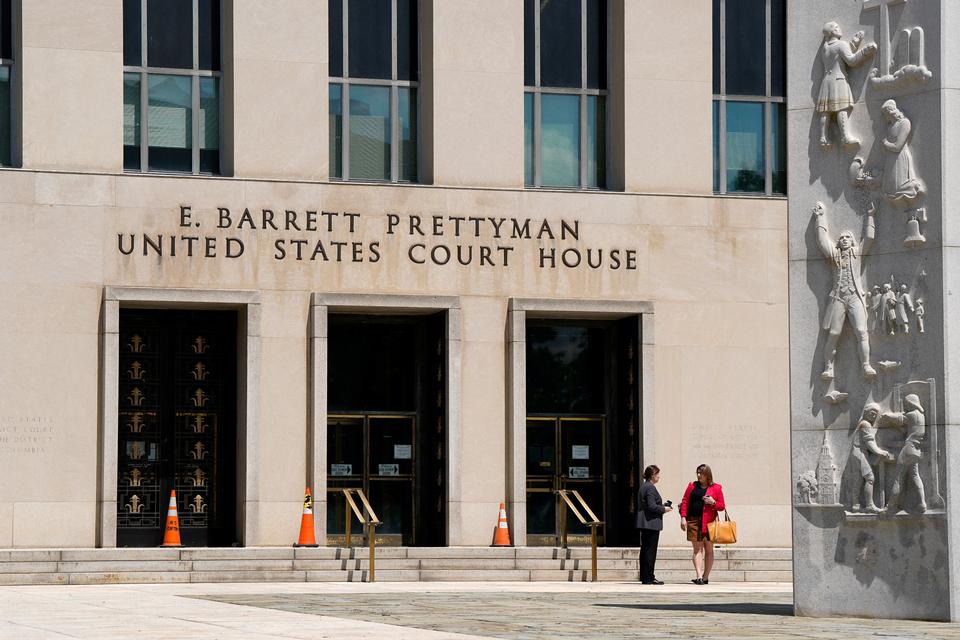 Formodet gerningsmand tiltales for attentatforsøg mod Trump