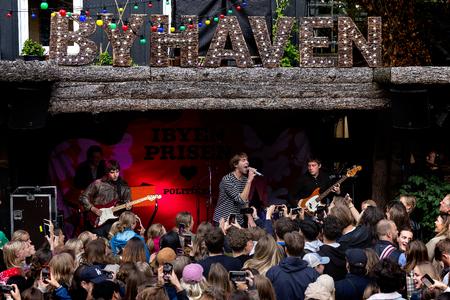 Sidste år spillede Aphaca til Ibyen Prisen 2025 i Byhaven. Nu er det tid til at feste igen. Foto: Finn Frandsen