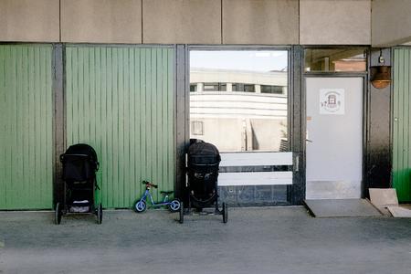 På børnehuset Mimers Brønd handler det om at give børnene en helt basal omsorg. De kommer ofte fra udsatte familier, hvor overskuddet ikke altid er det store. Foto: Peter Maunsbach