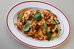 Silkebløde aubergineskiver og en forførende pude af ost – that's amore! Foto: Martin Lehmann