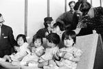 Det skønnes, at der er omkring 9.000 koreanske adoptivbørn i Danmark. De fleste ankom i 1970'erne og 1980'erne. Her ses fire koreanske adoptivbørn i lufthavnen i Kastrup i 1970. Arkivfoto:  Lars Hansen