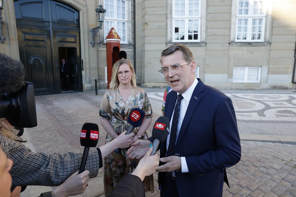 Så smed Løkke sin bombe og trak Lund ind. Men det kan sagtens lande hos Frederiksen