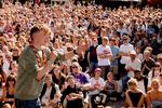 Folkemøde på Bornholm 2025. DM i debat på Politikens scene i Rosengården. Ask Ellebjerg i duel. Foto: Jacob Ehrbahn