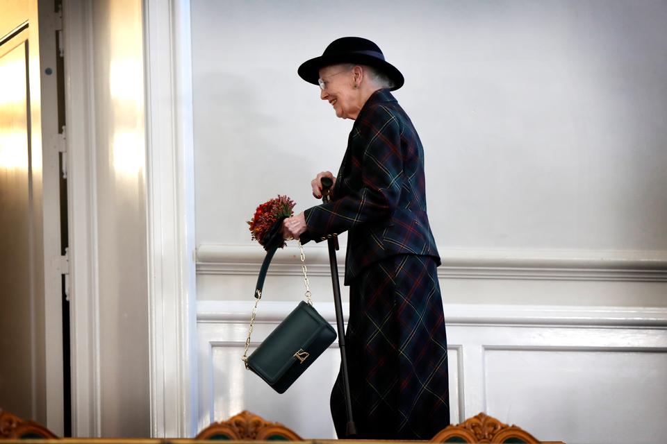 Dronning Margrethe er udskrevet efter seks dages indlæggelse