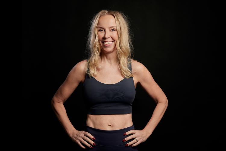 Det er aldrig for sent at komme i gang med styrketræning, siger ekspert og forfatter Lotte Arndal i vores nye podcast 'Vi henter Bente', hvor hun deler ud af mange gode råd. Foto: Flemming Gernyx/Pr