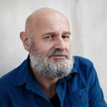 Erlend Loe (f. 1969) debuterede som forfatter i 1993, men brød for alvor igennem med 'Doppler'. Hans nye bog, 'Farvel organ', er en satire om en mand, der skal lære at leve et pikløst liv. Foto: Anna-Julia Granberg/Blunderbuss/CappelenDamm