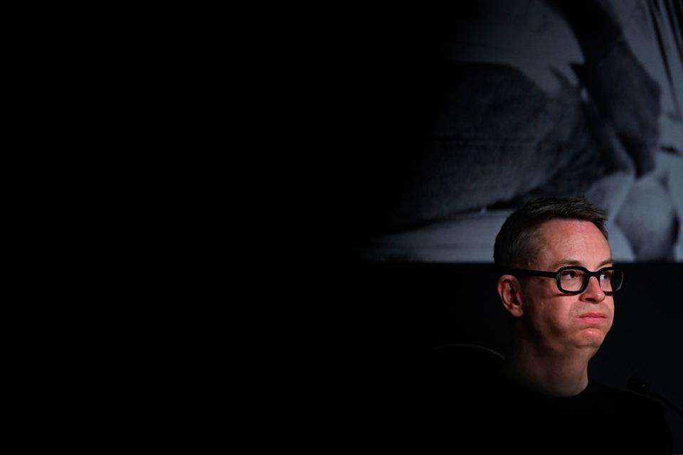 For tre år siden døde Nicolas Winding Refn. Nu har han et klart budskab