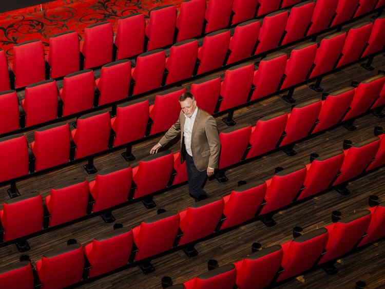 Asger Flygare Bech-Thomsen, direktør i Nordisk Film Biografer, har inviteret indenfor til en snak om det nye Palads.  Foto: Anders Holst Pedersen