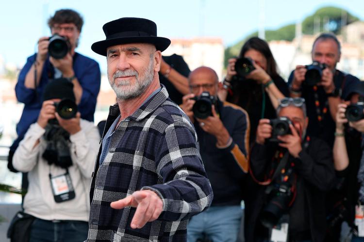 Eric Cantona møder pressen ved filmfestivalen i Cannes, hvor dokumentaren 'Cantona' for nylig havde premiere.   Foto: Sameer Al-doumy/Ritzau Scanpix