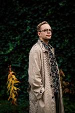 »Vi hylder mønsterbryderen og pisser på dem, der står tilbage på perronen«, skriver Lucas Skræddergaard. Foto: Miriam Dalsgaard