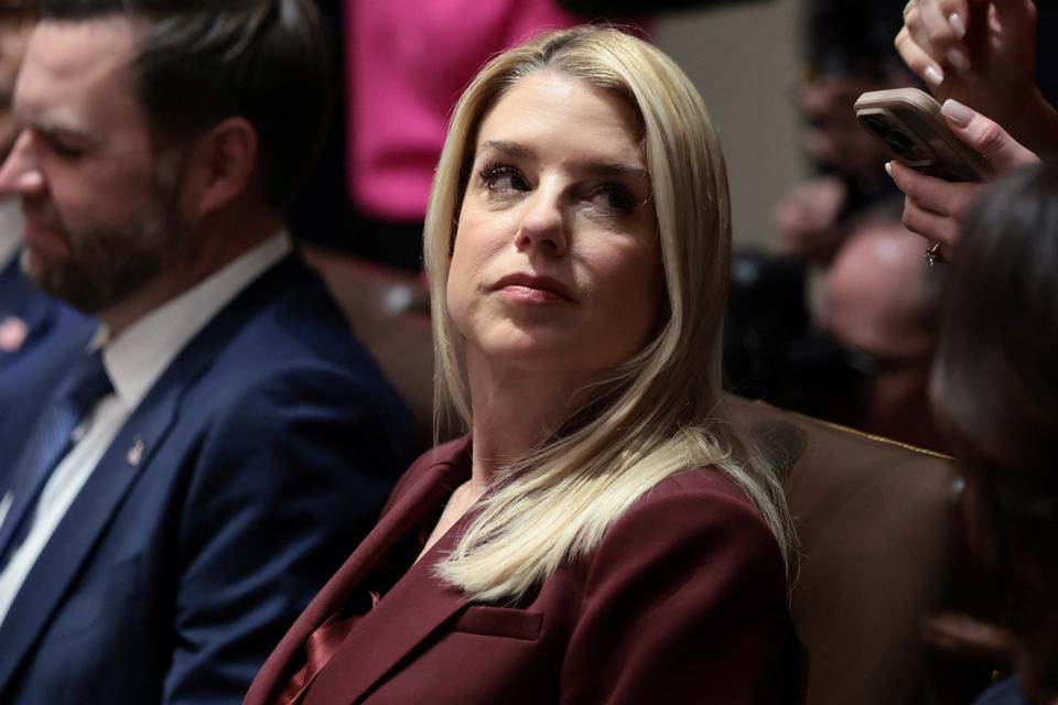 Trumps fyrede justitsminister diagnosticeret med kræft
