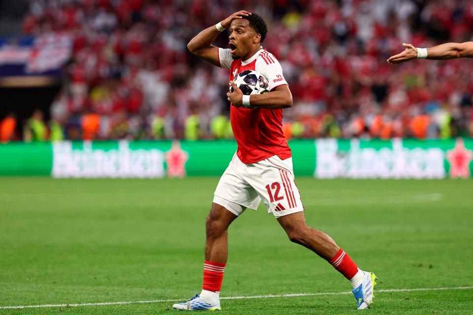 Arsenal appellerer forgæves for straffespark