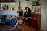 Der kommer 100 mennesker fra hele verden, når Kira Skov fejrer sin runde fødselsdag med en kæmpe fest i sin venindes kulturhus på Stevns. Foto: Miriam Dalsgaard