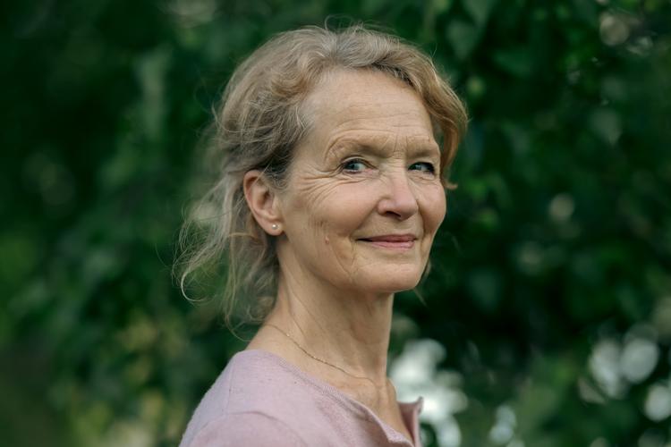 Indimellem arbejdede skuespiller Mette Munk Plum som hjemmehjælper, hvis det kneb med økonomien. Hun ville ikke være på offentlige ydelser.  Foto: Miriam Dalsgaard