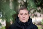 Sergej Lebedev er en russisk forfatter, som lever i eksil i Berlin. Han ser med stor bekymring på udviklingen i Ruslands politiske kultur. Foto: Gregers Tycho/Gregers Tycho