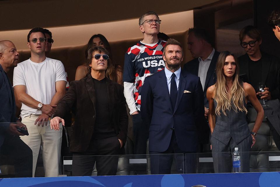 Tom Cruise, David og Victoria Beckham var blot nogle af de mange kendisser, som var til kampen. Foto: Stu Forster/Ritzau Scanpix