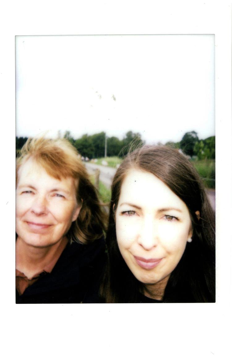 Birgitte and Anna Gøtske describe life at Skærgården, where the wolf is getting closer and closer to the ponies. Foto: Anders Legarth Schmidt