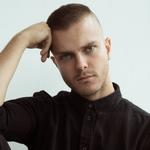 Alle de teknologier og systemer, vi har til rådighed, burde give os tid og energi. Men de dræner os. Det siger forsker og forfatter Steen Hjul Lybke. Foto: Katrine Gøth