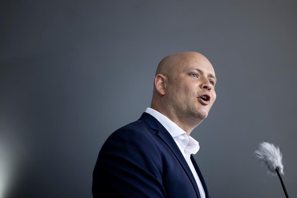 Staten dropper at indkræve små gældsposter for 775 millioner