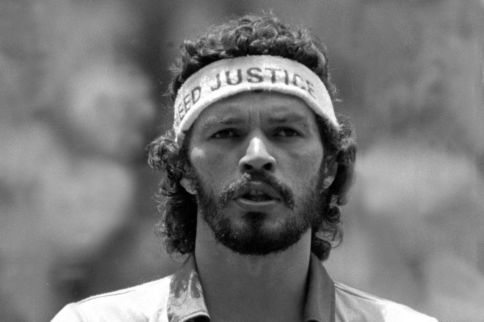 Socrates var den iøjnefaldende kaptajn for Brasiliens VM-hold i 1982. Her er han fotograferet ved VM i 1986. Foto: Wolfgang Rattay/Ritzau Scanpix