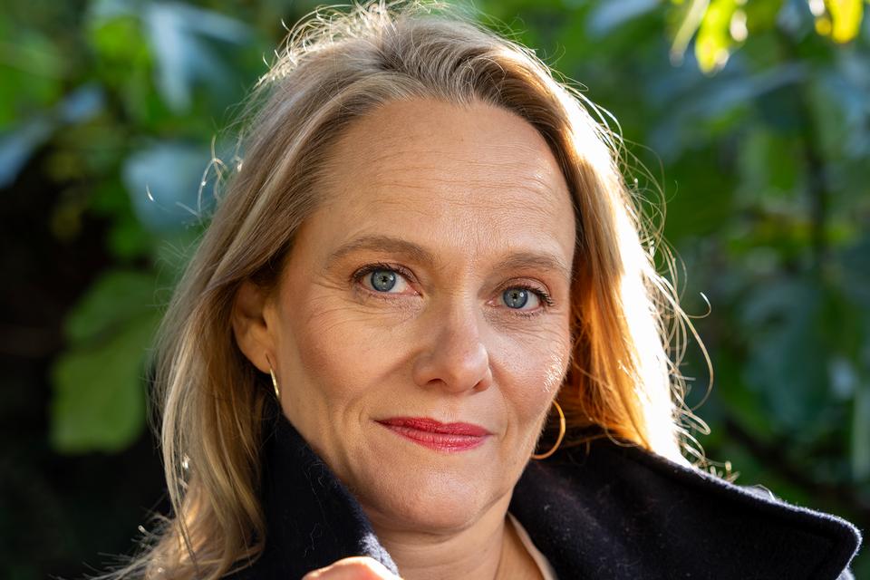     Forfatter Maren Uthaug.Foto: Stine Bidstrup   Maren Uthaug. Foto:  Stine Bidstrup