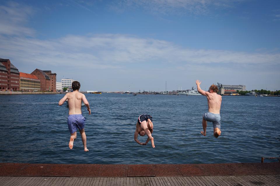 DMI udsender nyt varsel om både hedebølge, tropenætter og tordenvejr