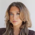 22-årige Sofie Østergaard oplevede, hvordan de billeder og videoer, hun så på TikTok, Instagram og YouTube, drev hende ud i en spiseforstyrrelse i en grad, så hun sidste år blev indlagt.    Foto: Miriam Dalsgaard