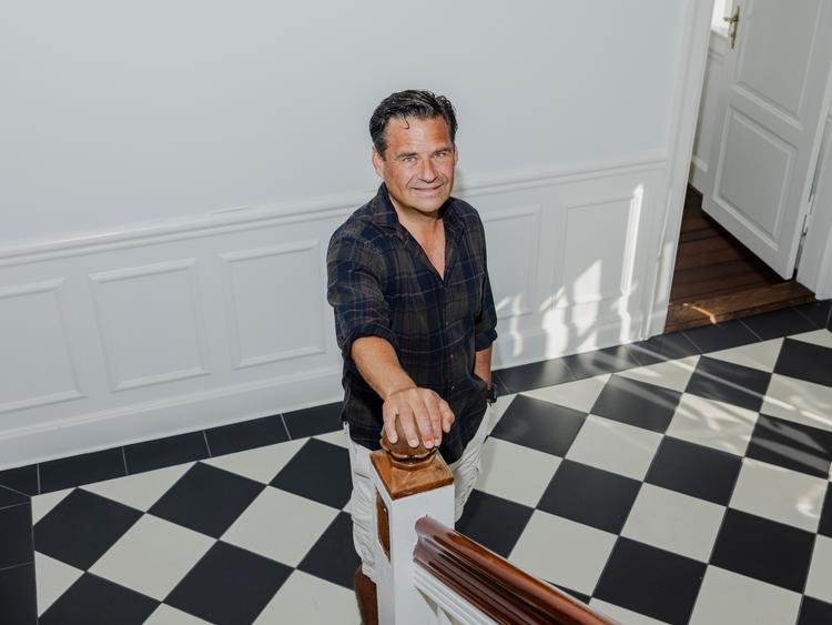 Kim Fournais er kommet til tops med Saxo Bank, men ærgrer sig over, at politikerne ikke deler hans vision for Danmark.   Foto: Anders Holst Pedersen