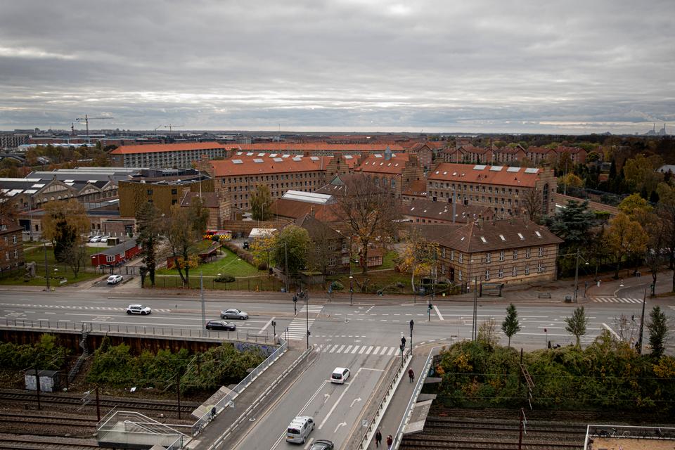 Kæde af sikkerhedssvigt muliggjorde drabsmands flugt