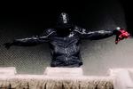 Ingen ved, hvem Esdeekid er. Og efter hans koncert på Roskilde Festival vil man måske heller ikke vide det..   Foto: Loui Pedersen/Loui Pedersen