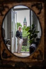 »Jeg gider ikke sniksnakke om ingenting. Folk må godt have noget mellem ørerne«, siger Janne Giese. Foto: Martin Lehmann