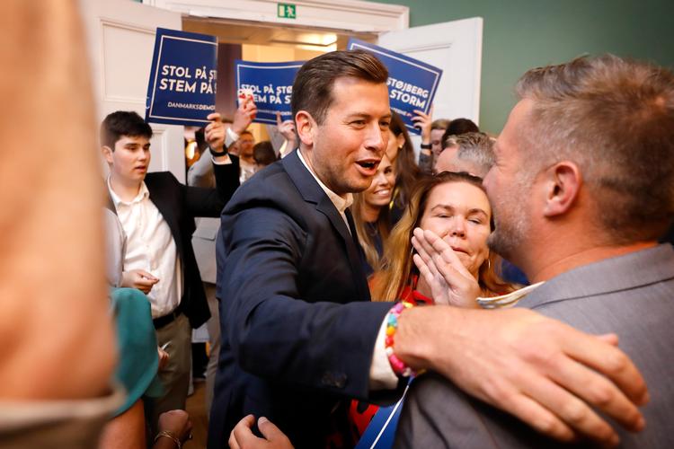 Kristoffer Storm ved valgfesten hos Danmarksdemokraterne på Christiansborg i forbindelse med valget til Europa-Parlamentet i 2024. Foto: Jens Dresling