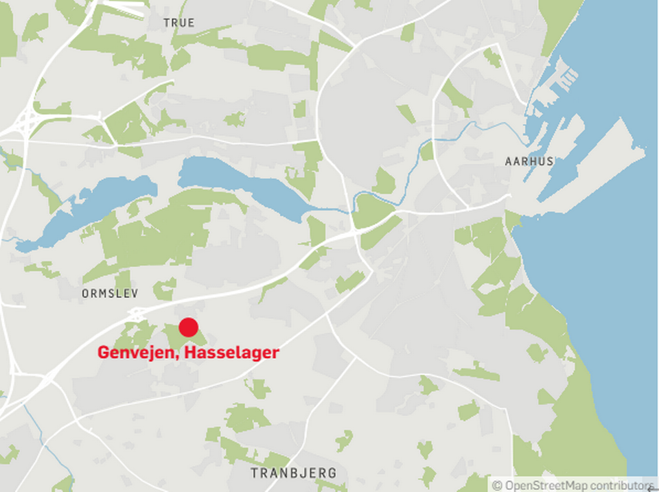 Alvorlig ulykke i Aarhus-forstad ventes at spærre vej i flere timer