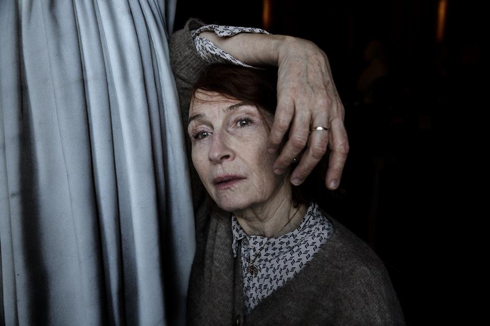 Noget af det, Bodil Jørgensen nyder allermest ved at være voksen, er det, hun kalder bænkevarmerpositionen. Foto: Martin Lehmann