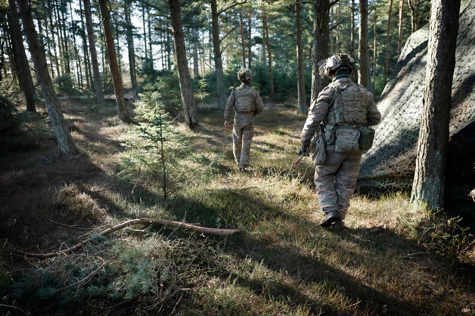 Kampbataljon udsendes for første gang med kvinde i front
